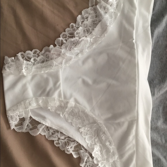 Knotty Knickers - Picture 6 of 10